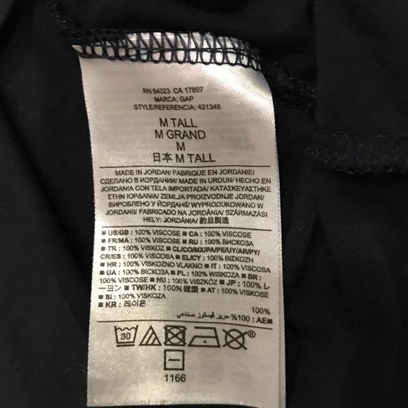 GAP navy wide neck tee - Picture 5 of 5